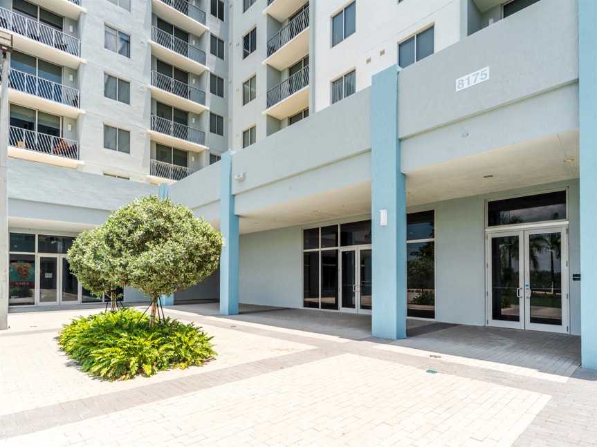 8175 NW 107th Ave, Doral, FL for lease Interior Photo- Image 1 of 6