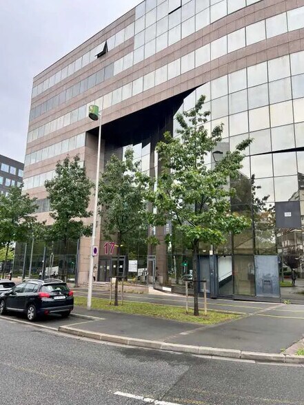 Flex dans Noisy-le-Grand à louer - Photo du bâtiment - Image 2 de 7