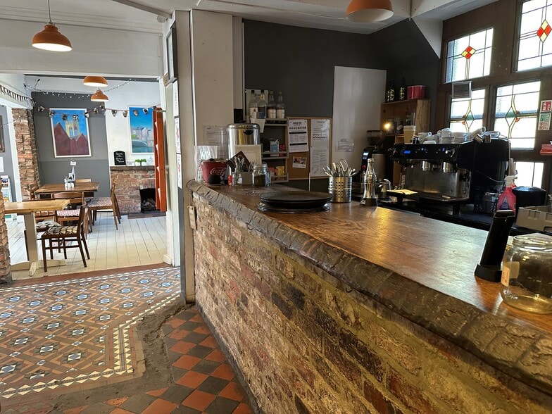 68 Gillygate, York for lease - Building Photo - Image 3 of 27