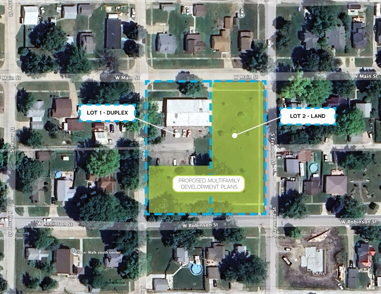 710 W Main St, Knoxville, IA for sale - Primary Photo - Image 1 of 5