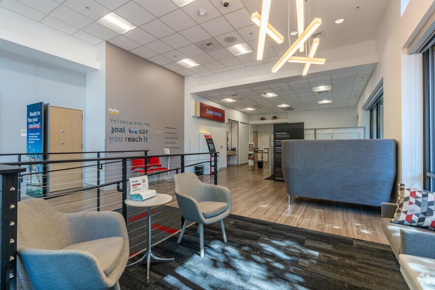 39-51 W Broadway, Eugene, OR à louer - Photo intérieure - Image 2 de 36