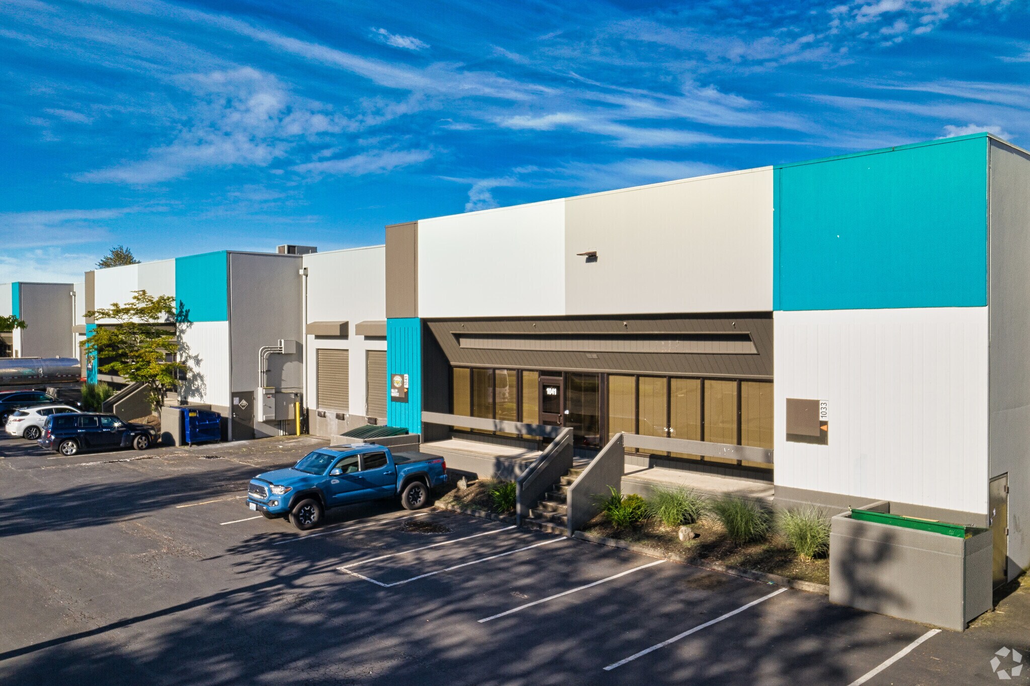 1001 Industry Dr, Tukwila, WA for lease Primary Photo- Image 1 of 3