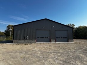 1353 East St, Morris, IL for lease Interior Photo- Image 1 of 5