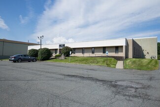 Plus de détails pour 12 Elmwood Rd, Menands, NY - Industriel à louer