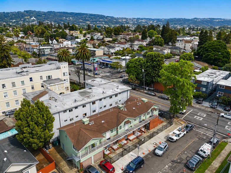 3114 Ashbrook Ct, Oakland, CA à vendre - Photo du bâtiment - Image 3 de 13
