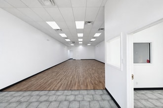 27252 Katy Fwy, Katy, TX à louer Photo intérieure- Image 1 de 6