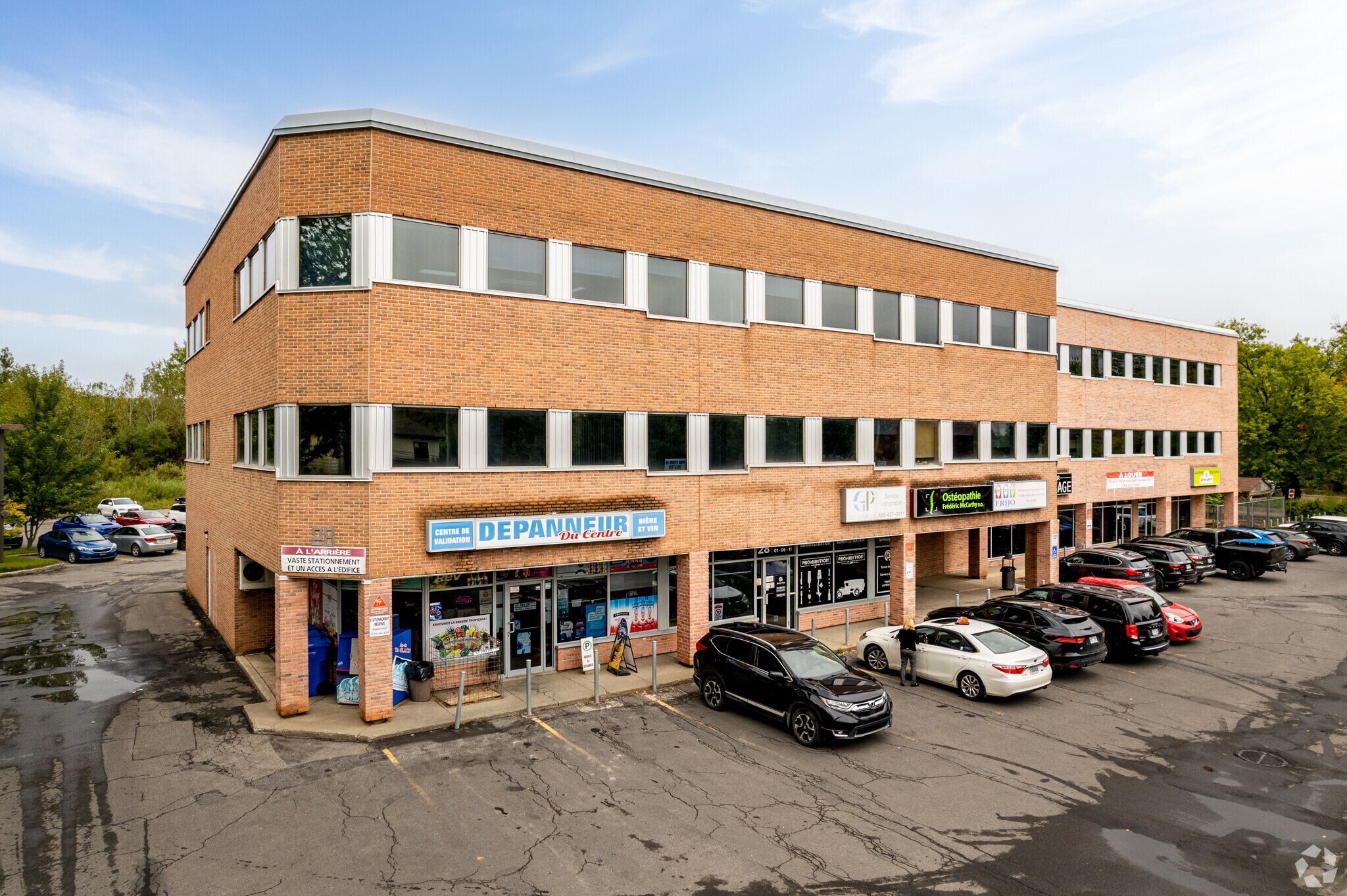 28 Ch De La Côte-Saint-Louis O, Blainville, QC for sale Building Photo- Image 1 of 1