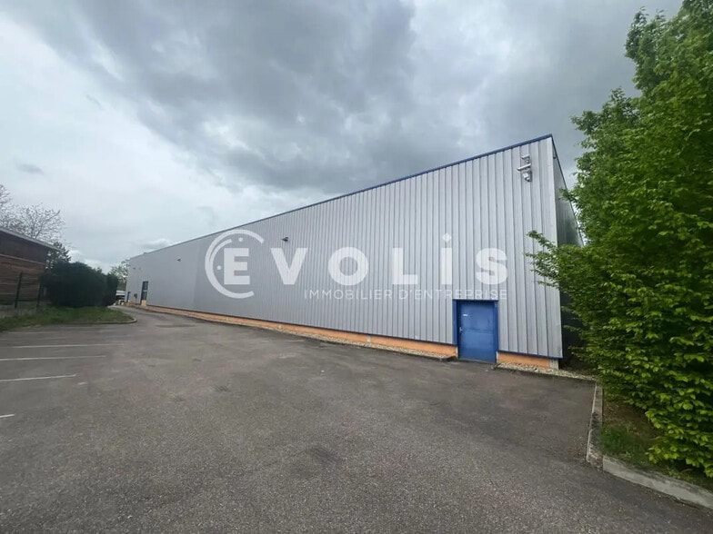 Flex in Chaponost for sale - Building Photo - Image 2 of 20