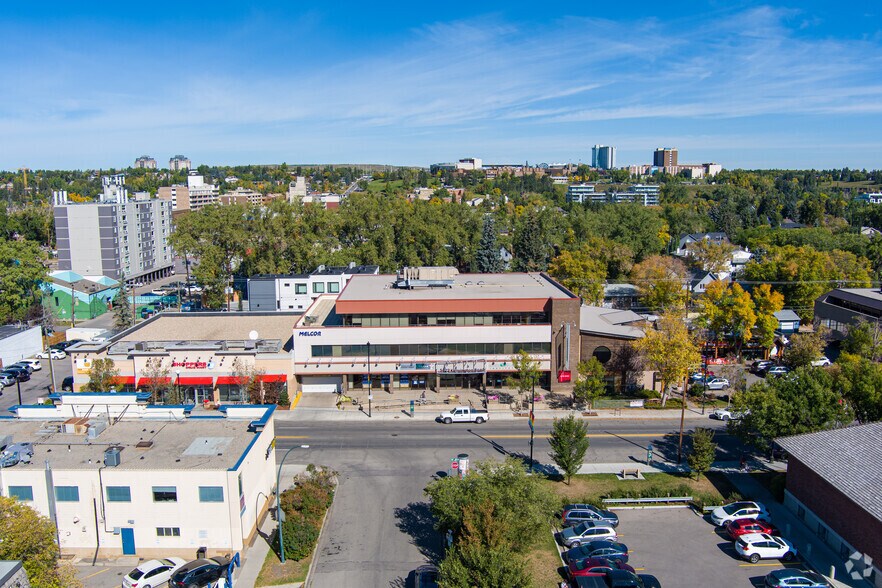 1422 Kensington Rd NW, Calgary, AB à louer - Aérien - Image 2 de 6