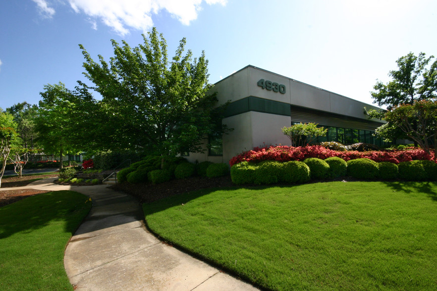 4900-4970 Corporate Dr, Huntsville, AL à louer - Photo du bâtiment - Image 1 de 5