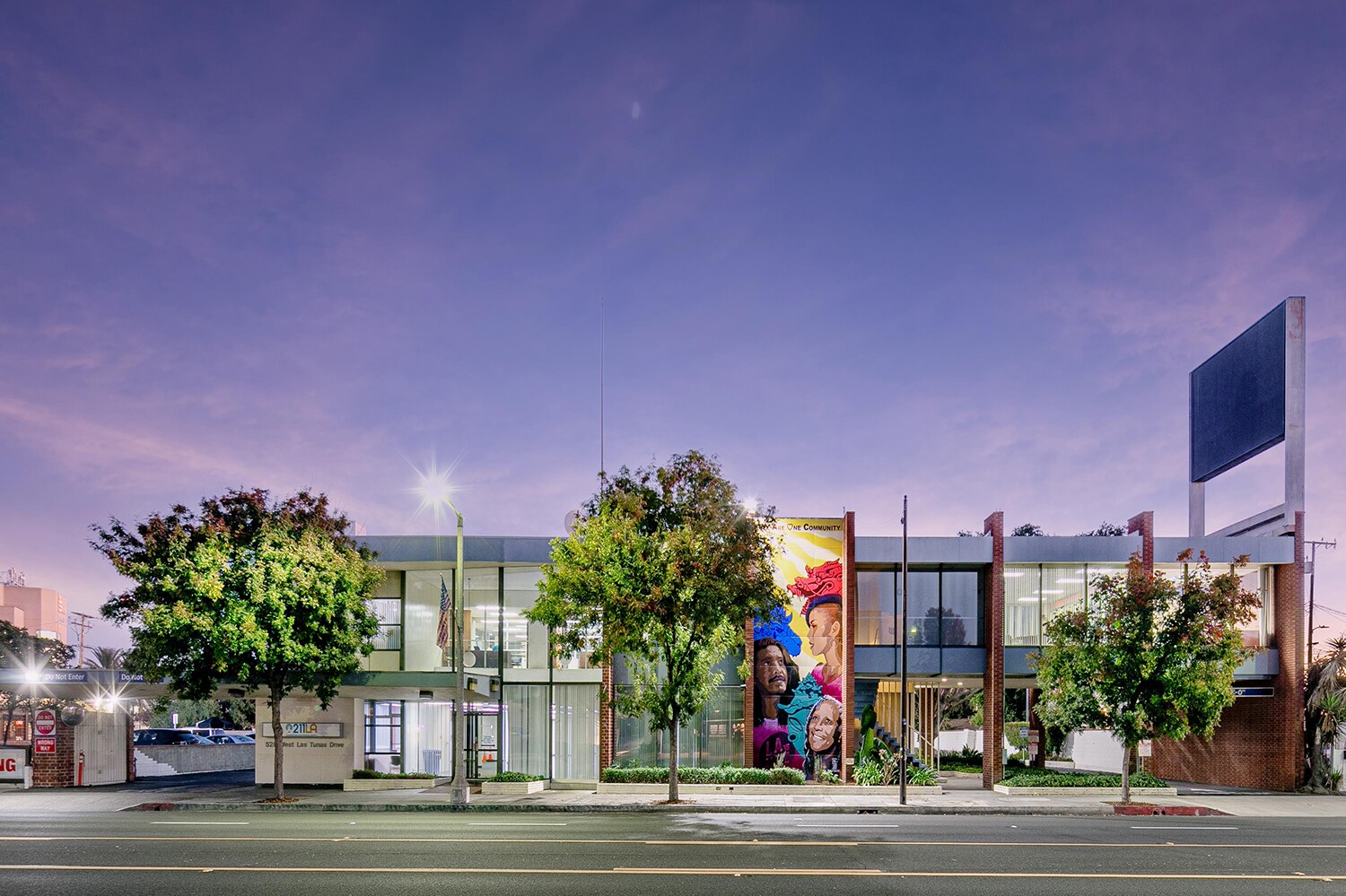 526 W Las Tunas Dr, San Gabriel, CA à vendre Photo du bâtiment- Image 1 de 21