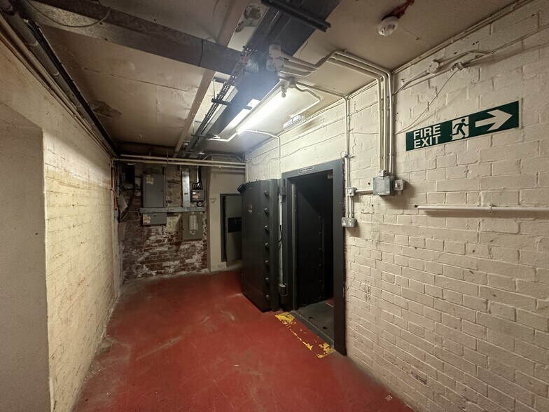 2 Market Pl, Cirencester à vendre - Photo intérieure - Image 3 de 10