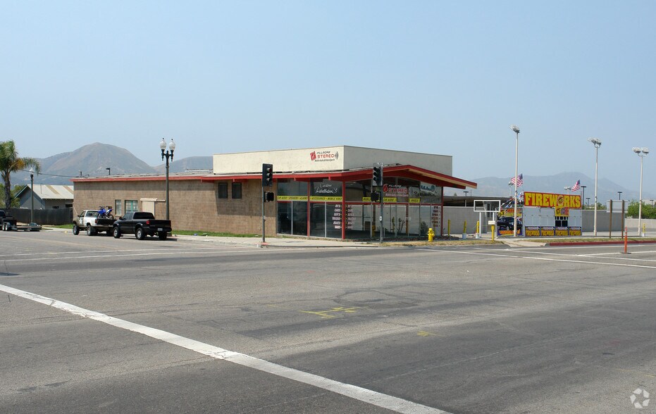 502 W Ventura St, Fillmore, CA à louer - Photo du bâtiment - Image 3 de 4