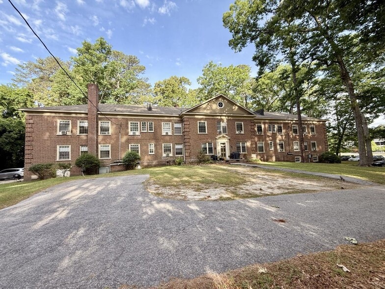 915 Raleigh Road Pky W, Wilson, NC for sale - Building Photo - Image 2 of 29