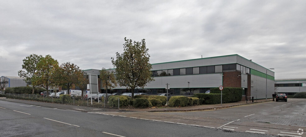 Springfield Rd, Hayes for lease - Primary Photo - Image 1 of 2