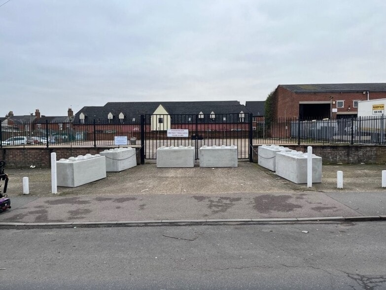 95-97 Magdalen, Colchester for sale - Primary Photo - Image 1 of 4