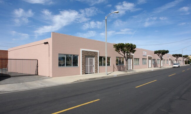 More details for 7823-41 Noble Ave, Van Nuys, CA - Industrial for Lease