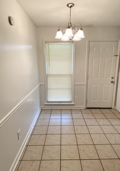 1500 Ascent Trl NW, Huntsville, AL for sale - Interior Photo - Image 3 of 55