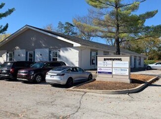 Plus de détails pour 1555 W Oak St, Zionsville, IN - Bureau à louer