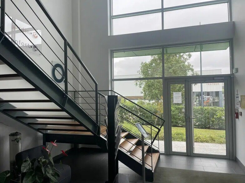 Flex dans Sainte-Luce-sur-Loire à louer - Photo du bâtiment - Image 2 de 10