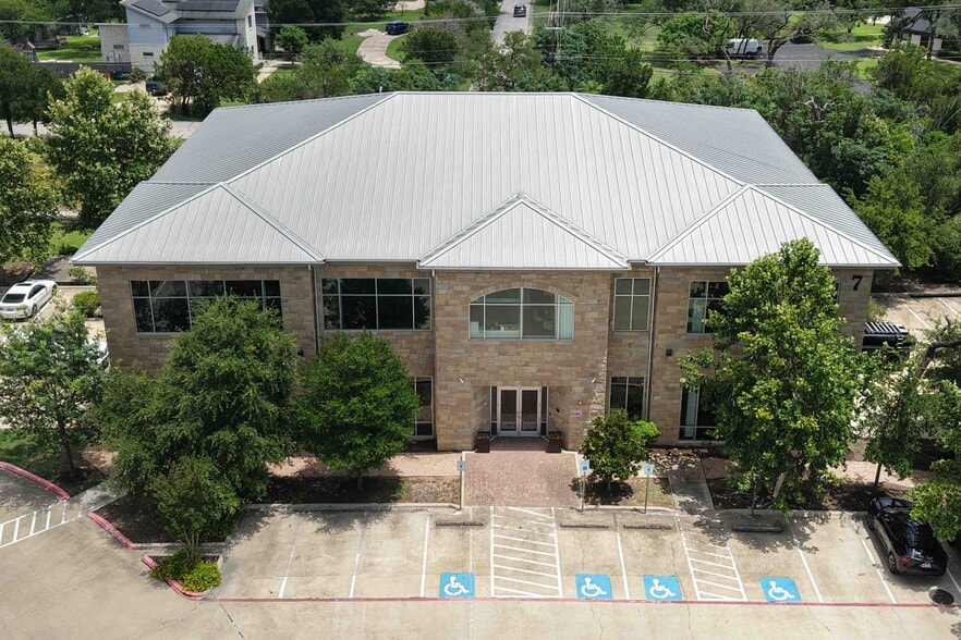 5920 William Cannon Dr, Austin, TX for lease - Building Photo - Image 1 of 16