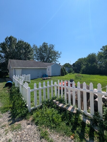 21926 W Taylor Rd, Plainfield, IL for sale - Building Photo - Image 3 of 14