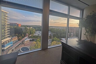 24 Waterway Ave, The Woodlands, TX for lease Interior Photo- Image 2 of 2