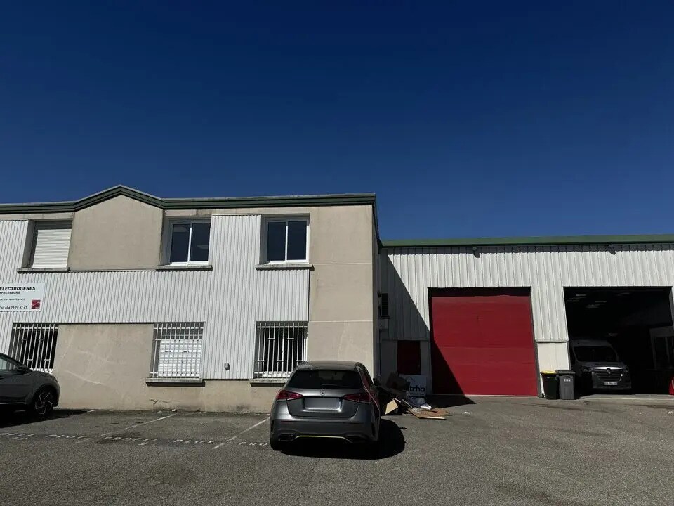 32-34 Avenue Des Frères Montgolfier, Chassieu for lease Building Photo- Image 1 of 6