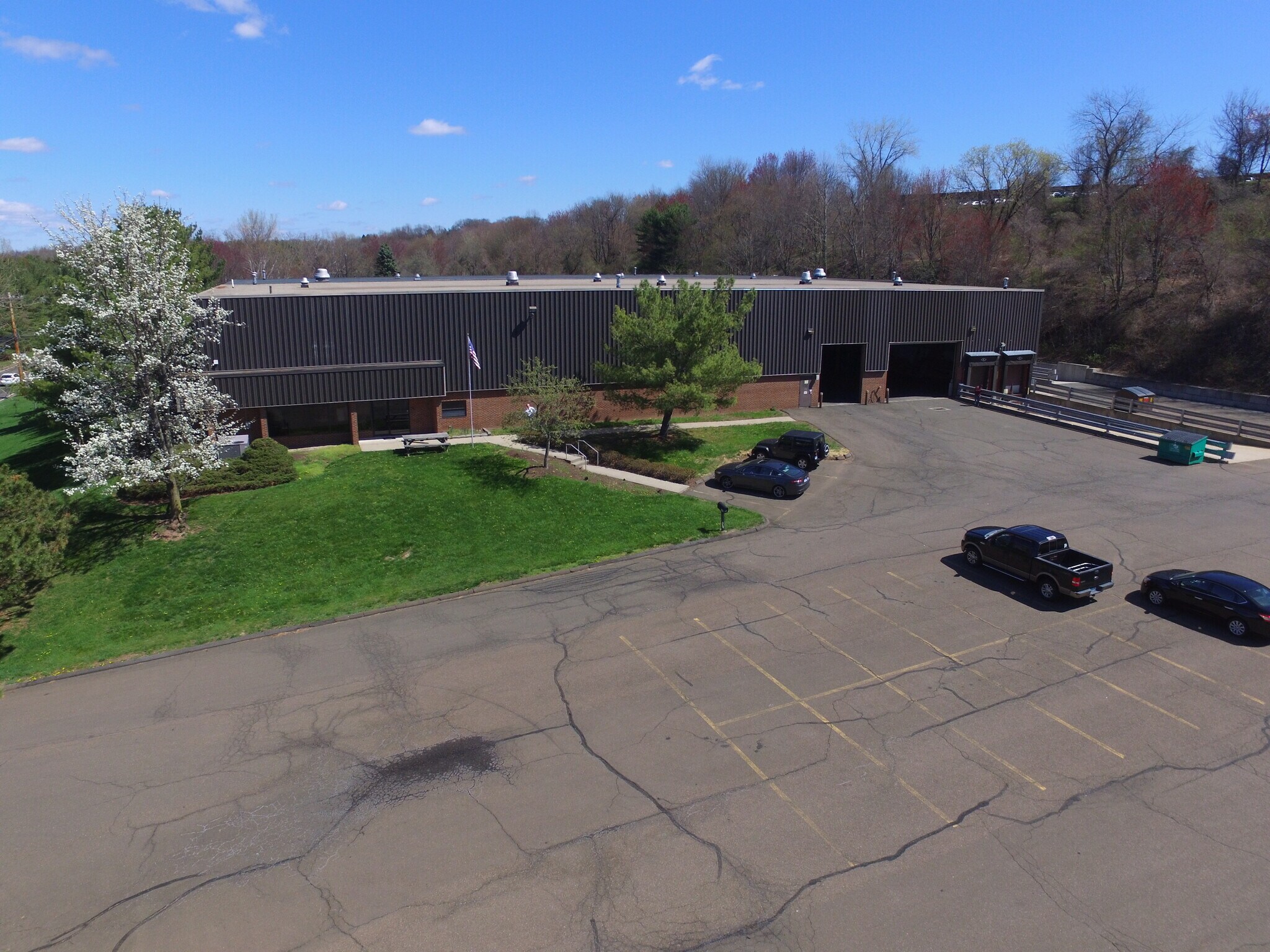 34 Barnes Industrial Rd S, Wallingford, CT for lease Primary Photo- Image 1 of 3
