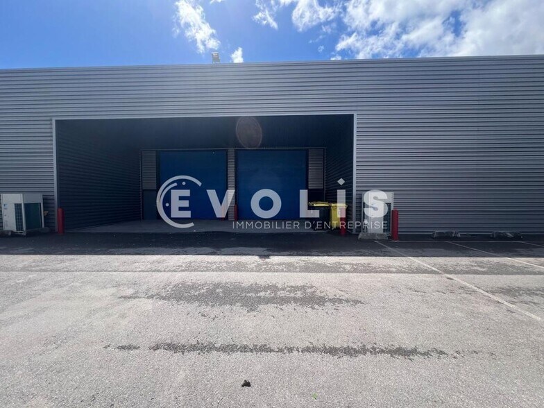 Flex dans Alfortville à louer - Photo du bâtiment - Image 3 de 3