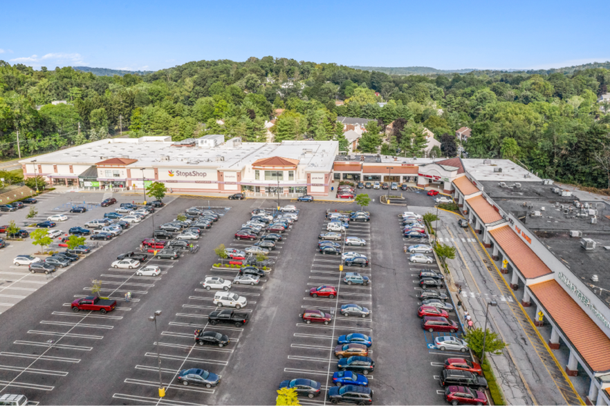 1831-1885 Main St, Peekskill, NY for lease - Building Photo - Image 1 of 14