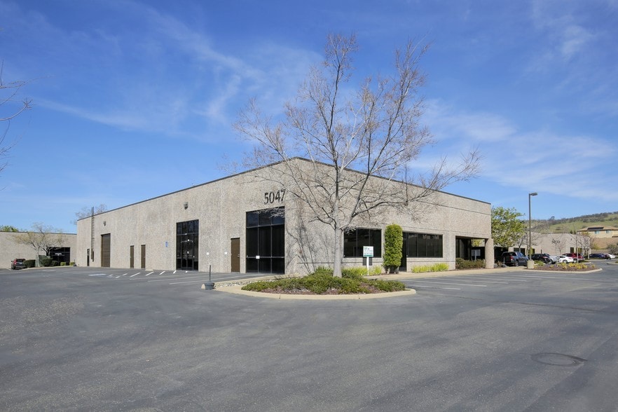 5047 Robert J. Mathews Pky, El Dorado Hills, CA for sale - Building Photo - Image 2 of 9