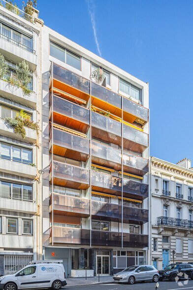 62 Rue Ampère, Paris à vendre - Photo du bâtiment - Image 2 de 4