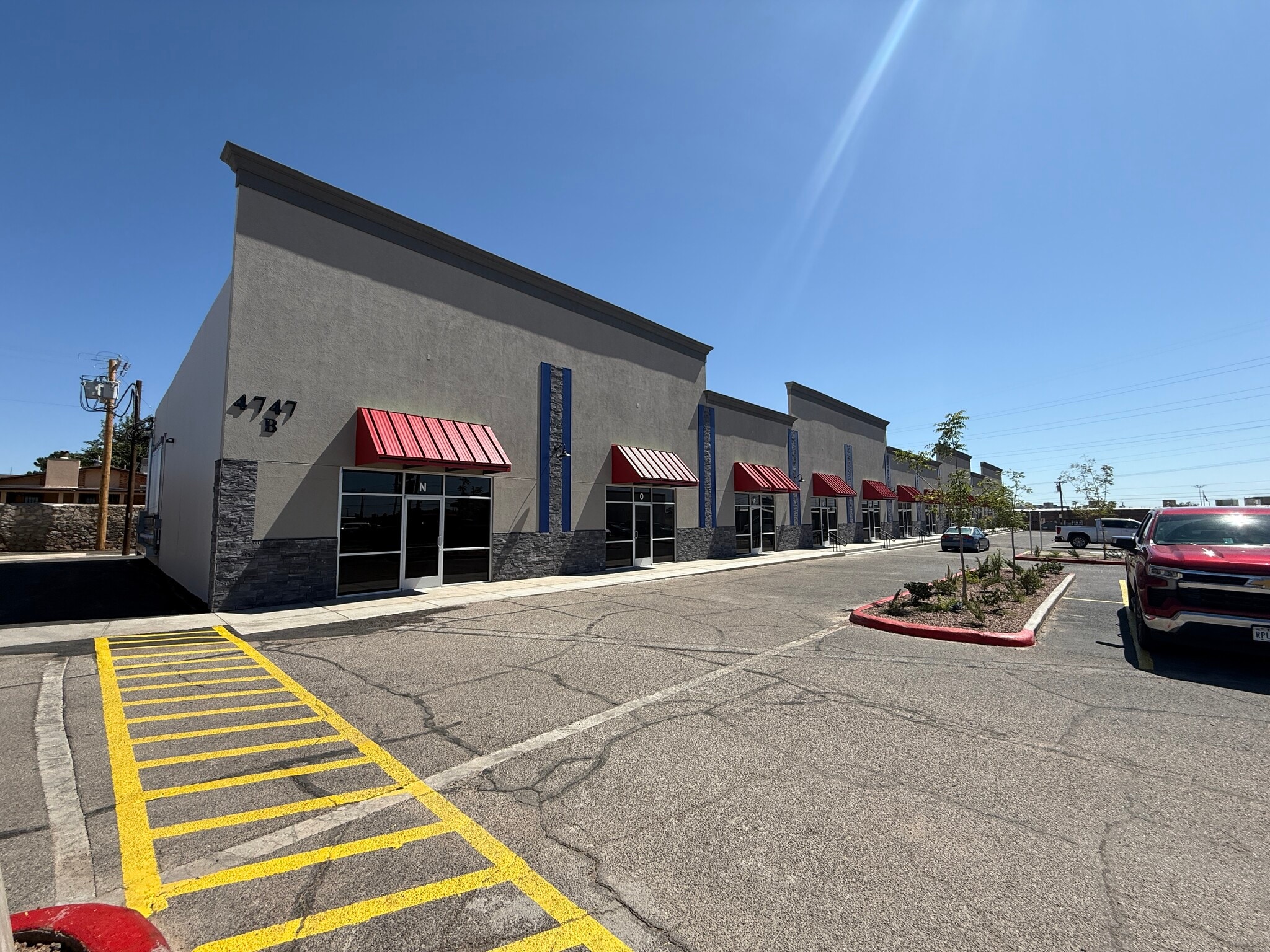 4747 Hondo Pass Dr, El Paso, TX à louer Photo intérieure- Image 1 de 6