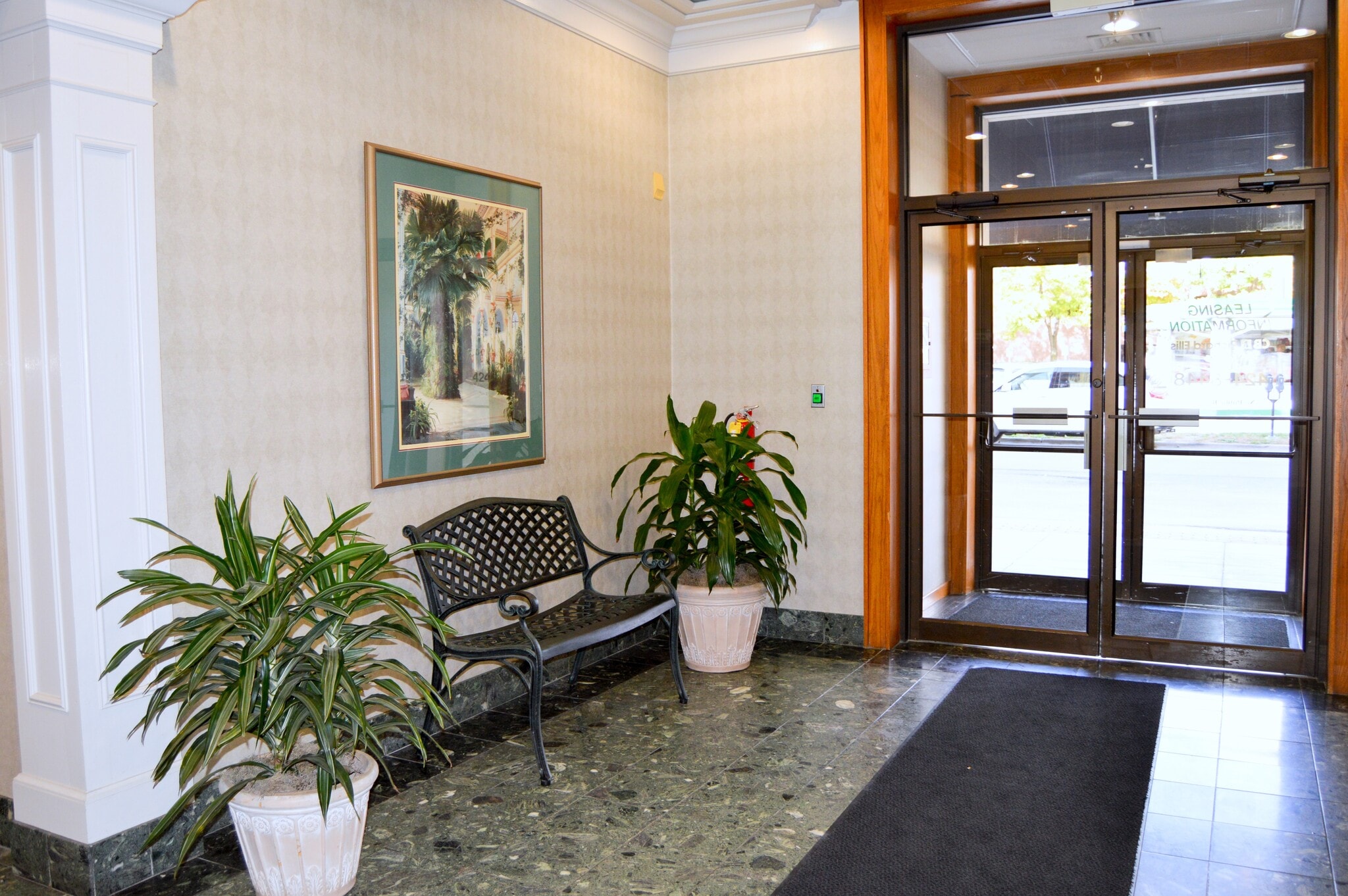 229 W Berry St, Fort Wayne, IN for sale Building Photo- Image 1 of 15