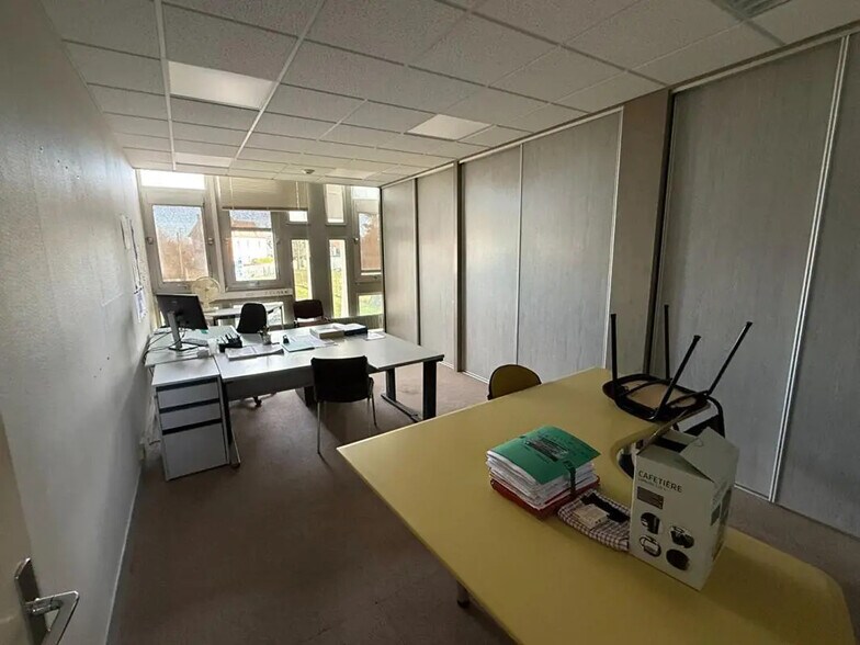 Bureau dans Yzeure à vendre - Photo intérieure - Image 3 de 7