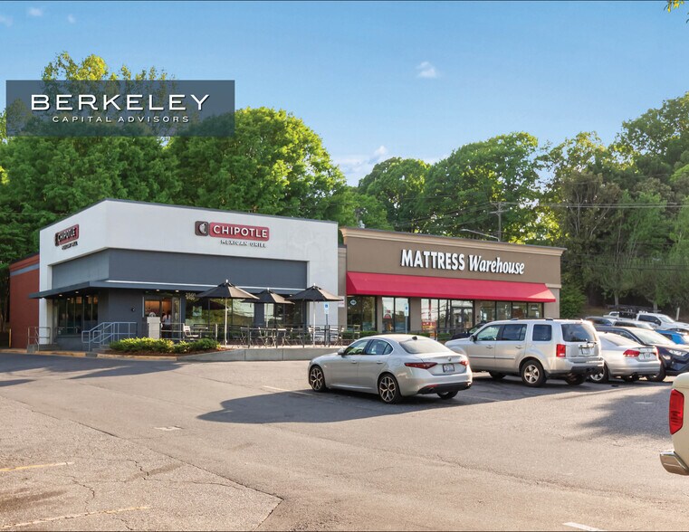 2501 E Franklin Blvd, Gastonia, NC à vendre - Photo du bâtiment - Image 2 de 7