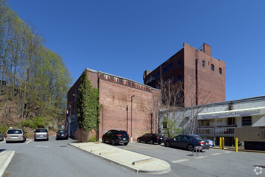 228-230 Main St, Pawtucket, RI à vendre - Photo du bâtiment - Image 3 de 4