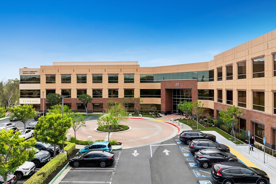 675 Placentia Ave, Brea, CA for sale - Building Photo - Image 2 of 9