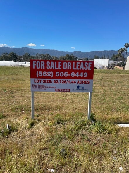 1110 Mountain Ave, Norco, CA for sale - Building Photo - Image 2 of 3