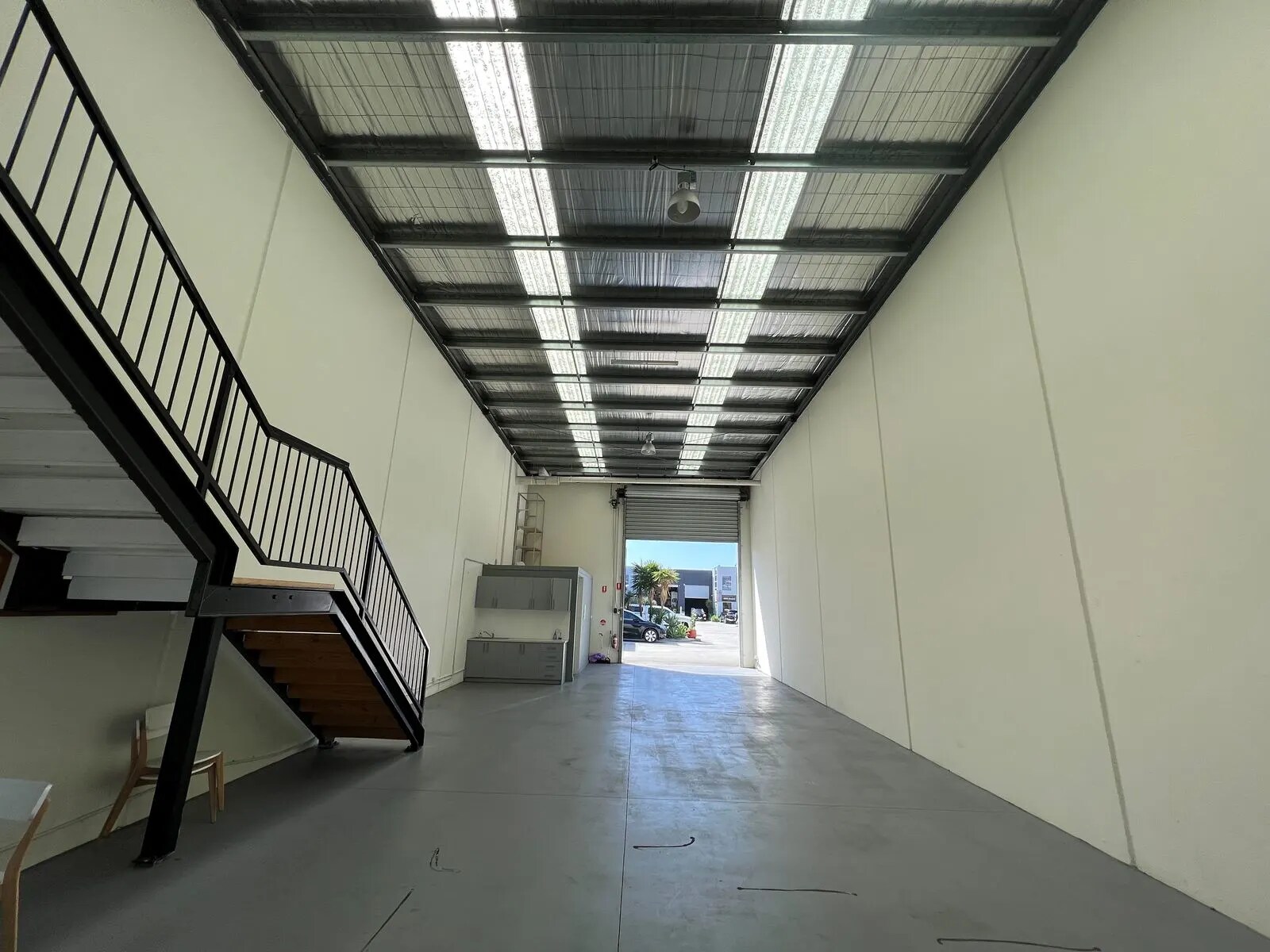 150-156 Chesterville Rd, Cheltenham for lease Interior Photo- Image 1 of 2