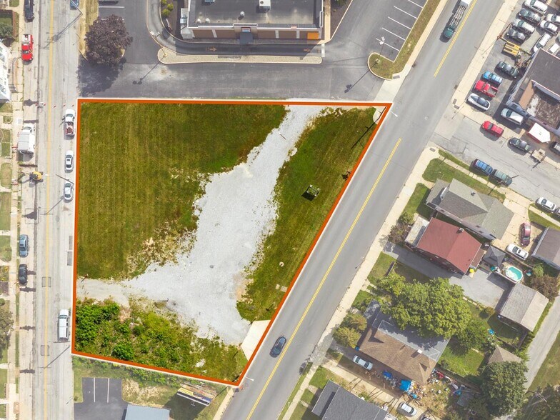 1019-1045 Mt. Rose Ave, York, PA à louer - Aérien - Image 3 de 7