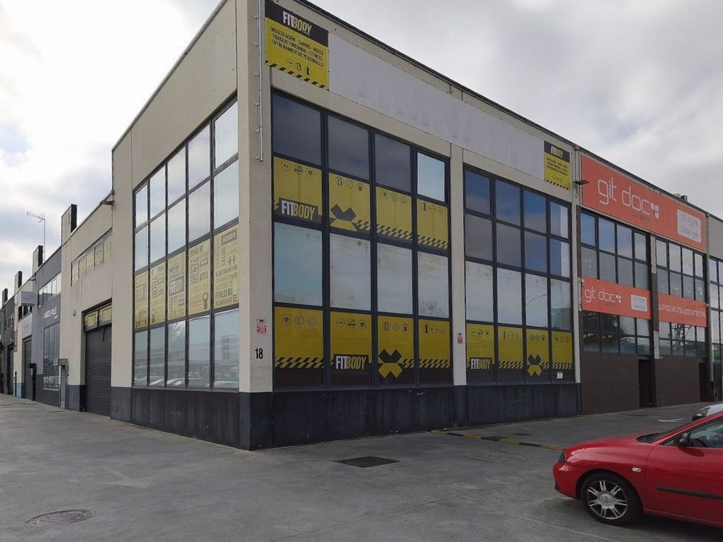 Industrial in Leganés, Madrid for sale Primary Photo- Image 1 of 4