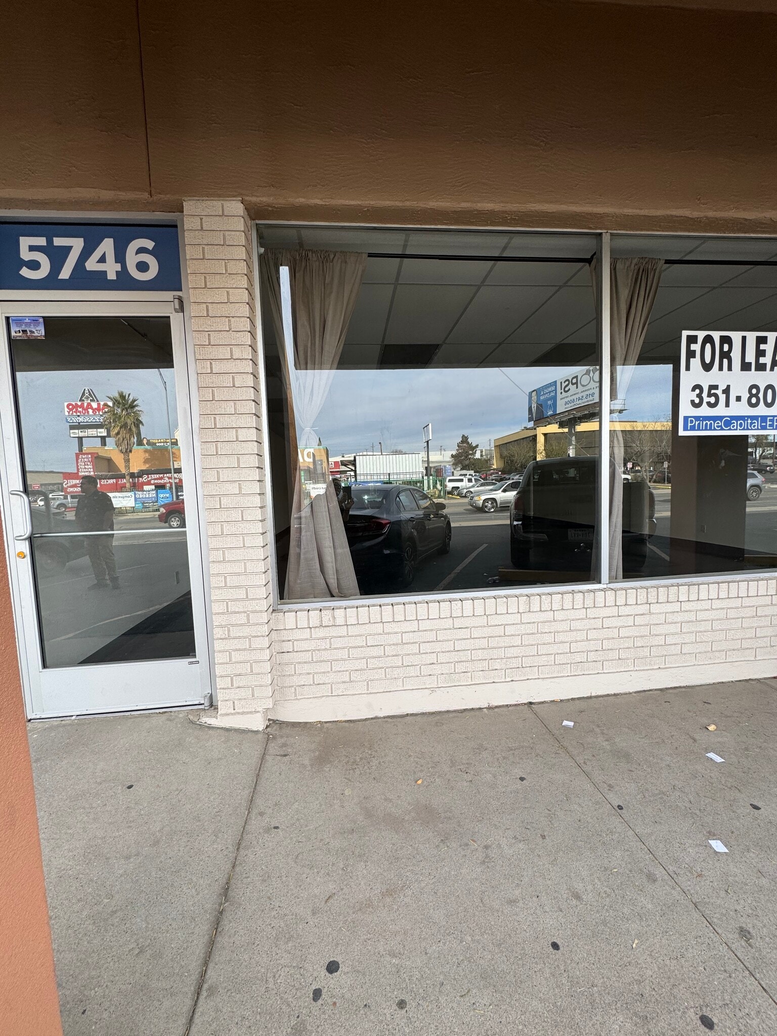 5730-5750 Trowbridge, El Paso, TX for lease Interior Photo- Image 1 of 12