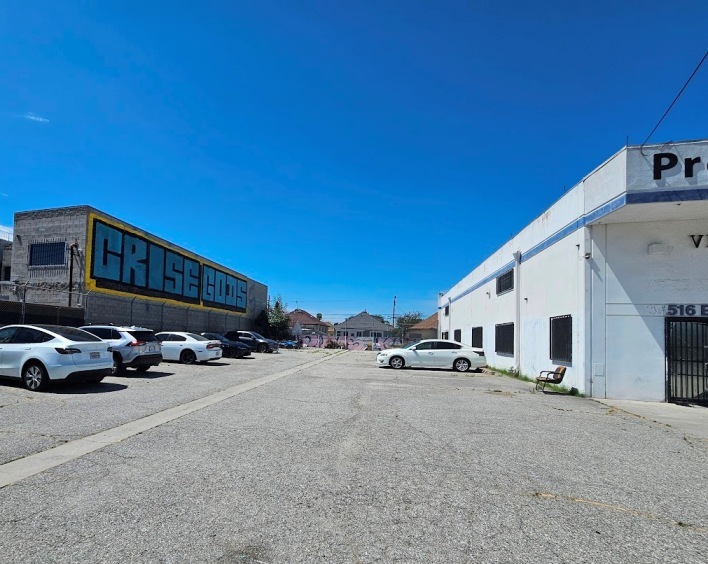 516 E Jefferson Blvd, Los Angeles, CA for sale - Building Photo - Image 3 of 33