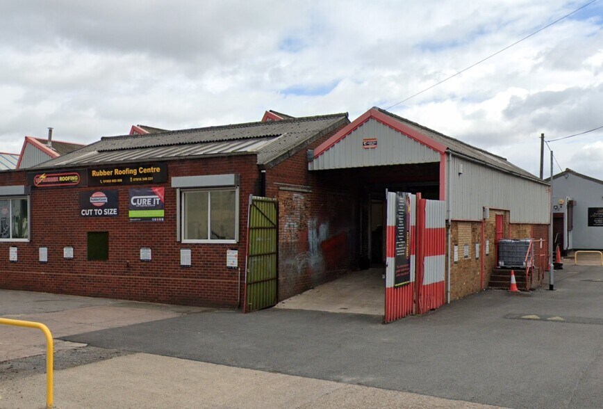 15 St. Annes Rd, Willenhall à louer - Photo principale - Image 1 de 1