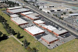 4121-4131 Vanowen Pl, Burbank, CA - AERIAL map view