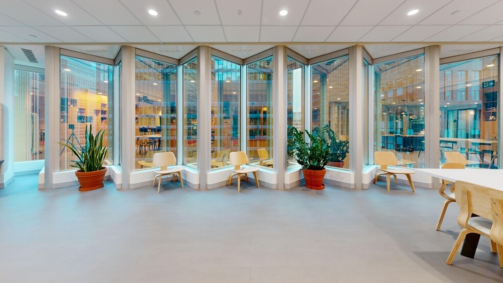 200 Bay St, Toronto, ON for lease - Matterport 3D Scan - Image 2 of 25