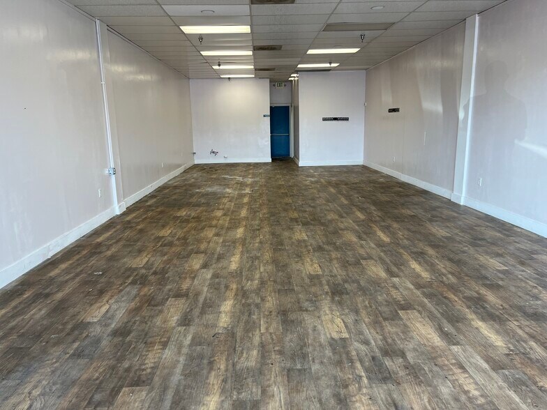 3600 Commerce Dr, Warsaw, IN à louer - Photo du bâtiment - Image 2 de 3