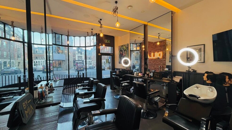 34 John Dalton St, Manchester for lease - Building Photo - Image 3 of 7